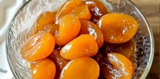 Od 5 kg šljiva napravila sam 12 tegli starinskog slatka – svaka šljiva ostala je cijela!