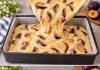BAKIN KOLAČ SA ŠLJIVAMA: Sve po „8 kašika” gotov za 5 minuta!Jednostavno i bez vage! 😋
